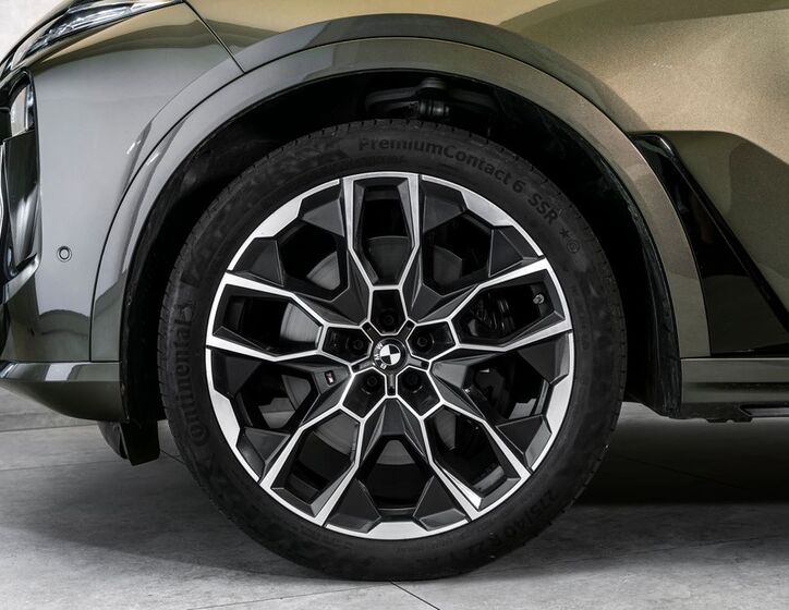 BMW X7 2