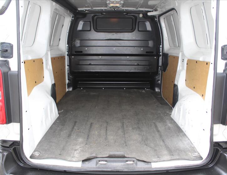 Toyota ProAce 11