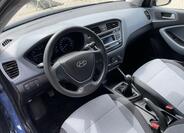 Hyundai i20 10