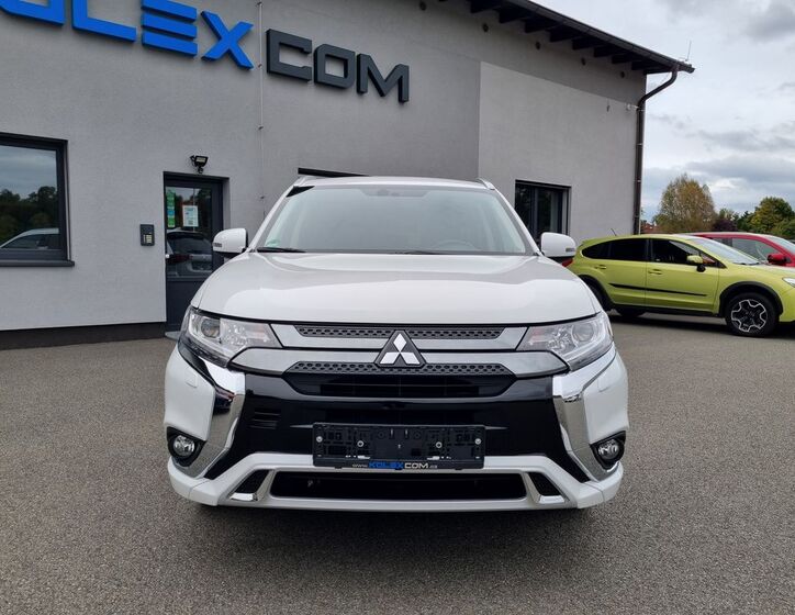 Mitsubishi Outlander 8
