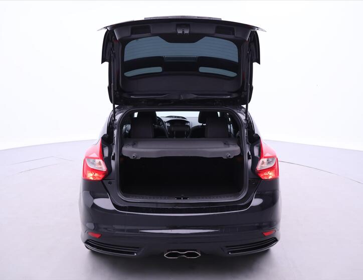 Ford Focus 9