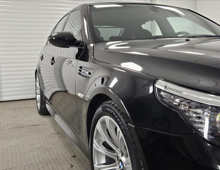 BMW M5 37