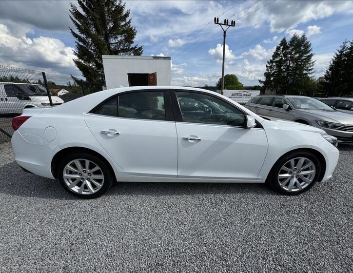 Chevrolet Malibu 8