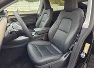 Tesla Model Y 7