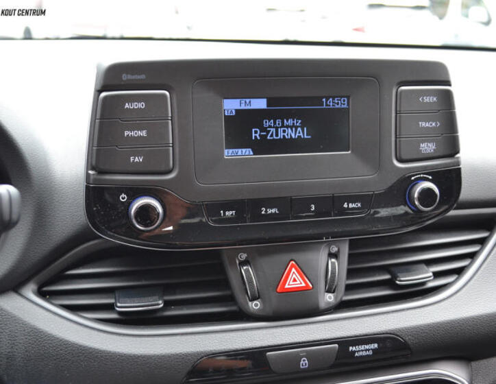 Hyundai i30 23
