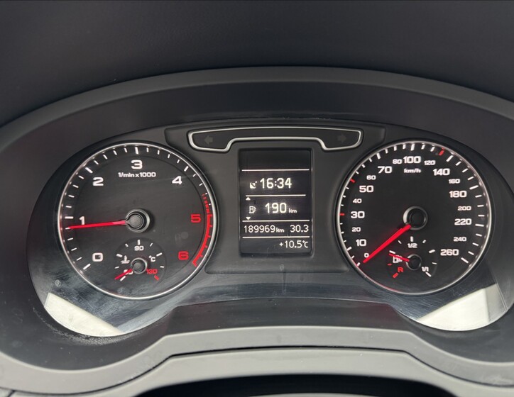 Audi Q3 26
