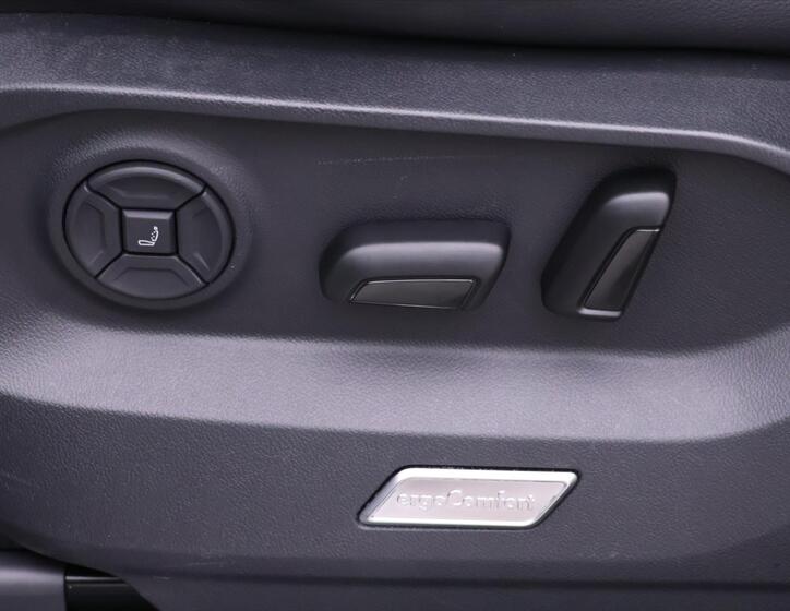 Volkswagen Touareg 22