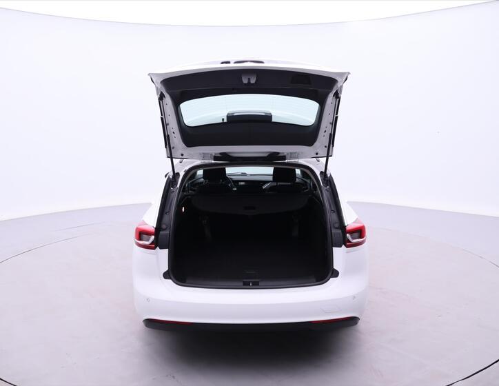 Opel Insignia 9