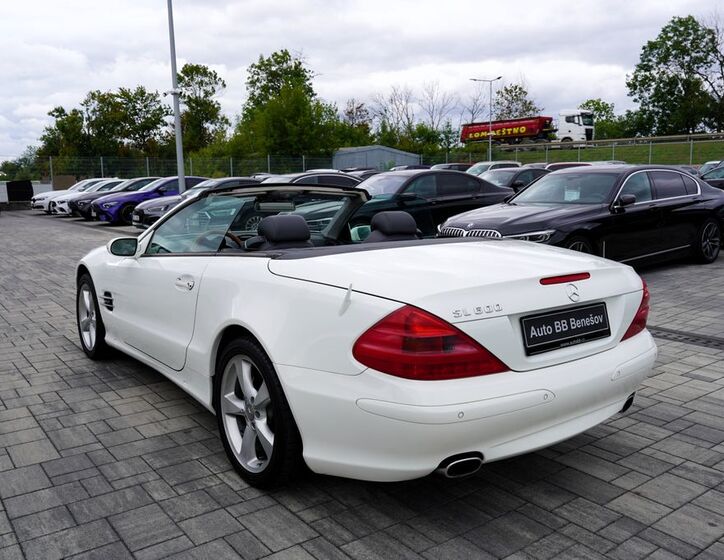 Mercedes-Benz SL 11