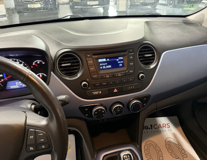 Hyundai i10 10