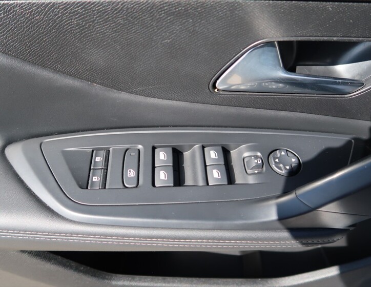 Peugeot 308 15