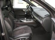 Audi Q7 16