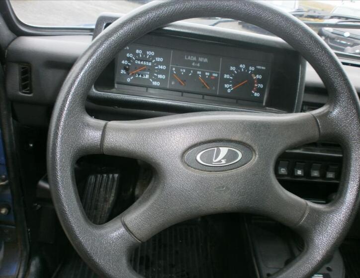 Lada Niva 17