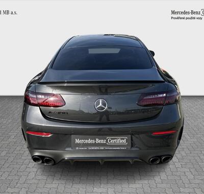 Mercedes-Benz Třídy E 4