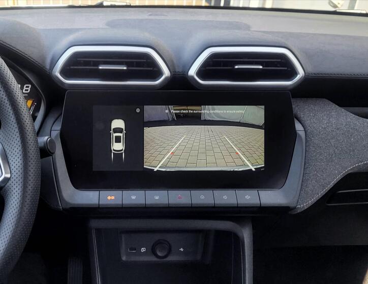 MG ZS 10