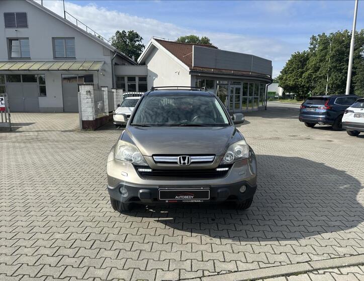 Honda CR-V 8