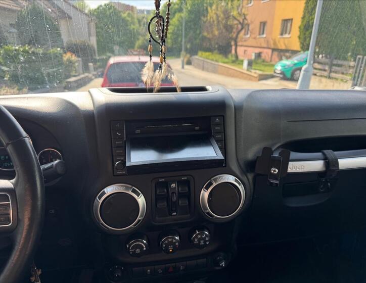 Jeep Wrangler 9