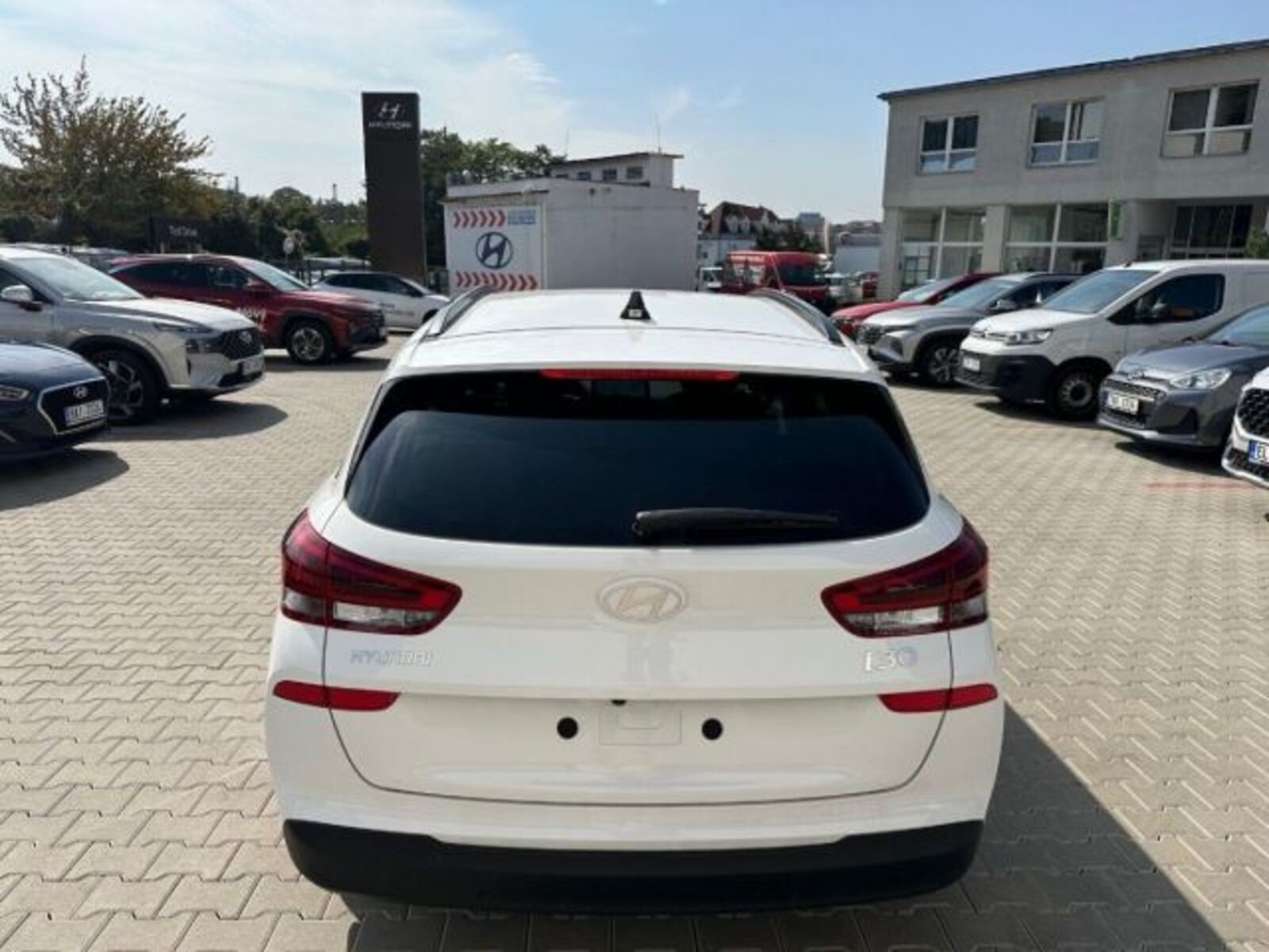 Hyundai i30 4