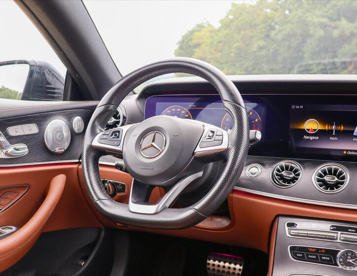 Mercedes-Benz Třídy E 40