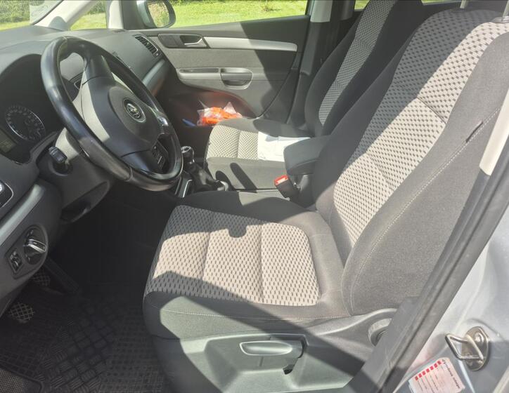 Volkswagen Sharan 8