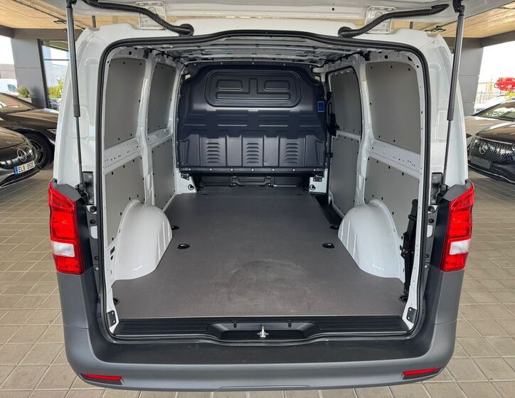 Mercedes-Benz Vito 17