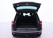 Volkswagen Touareg 9