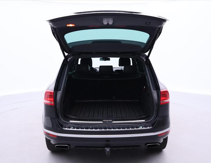 Volkswagen Touareg 9
