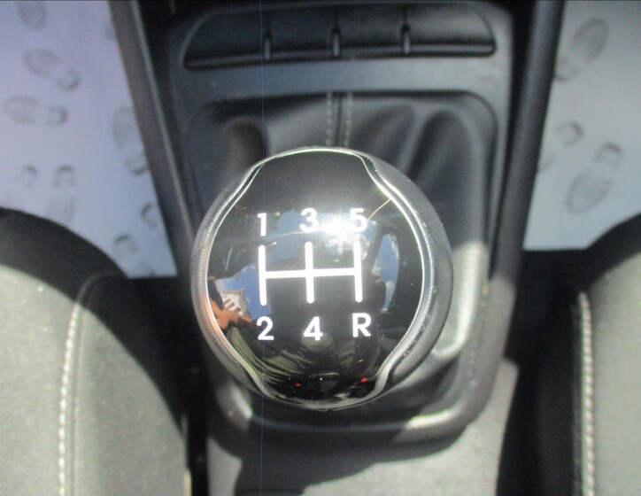 KIA Rio 21