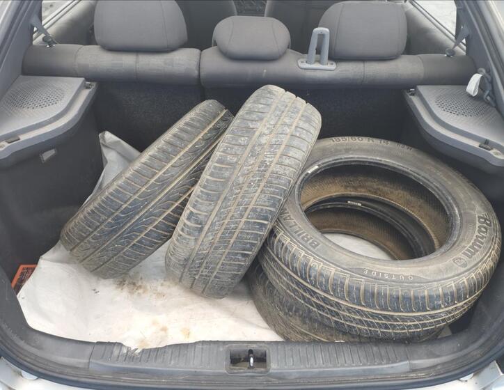 Hyundai Accent 14