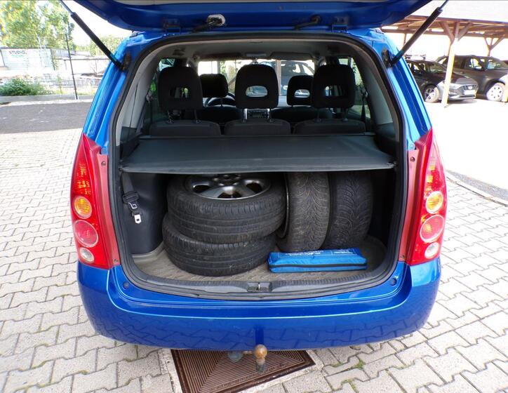 Mazda Premacy 17