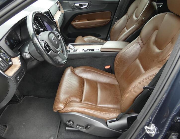 Volvo XC60 17