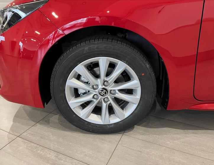 Toyota Corolla 9