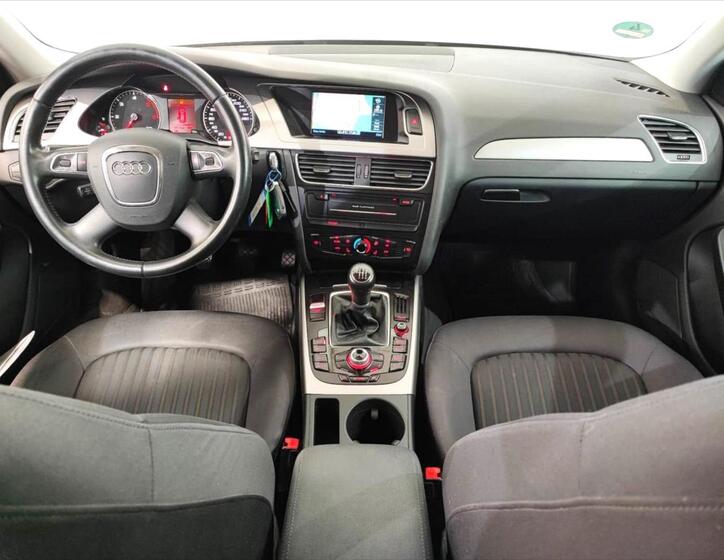Audi A4 14