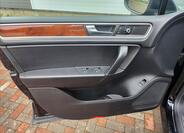 Volkswagen Touareg 14