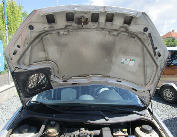 Peugeot 206 37