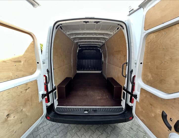 Renault Master 24
