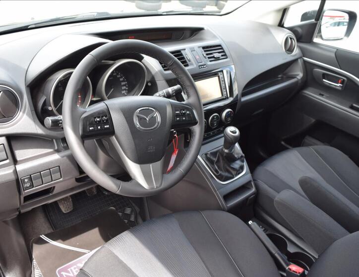 Mazda 5 16
