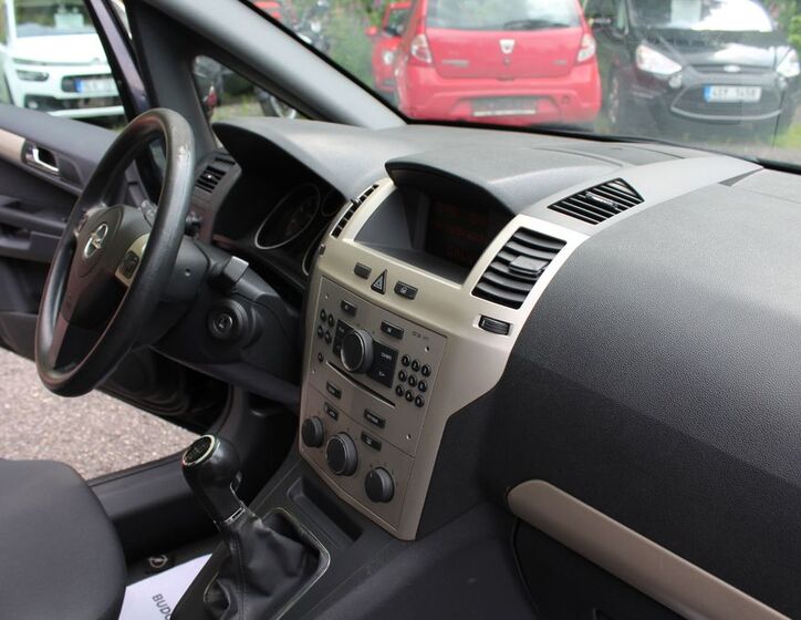 Opel Zafira 15