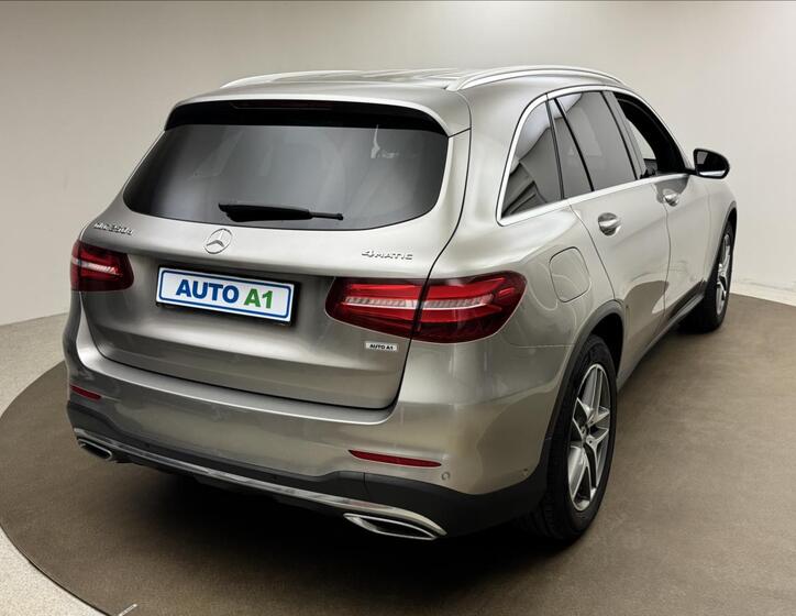 Mercedes-Benz GLC 4