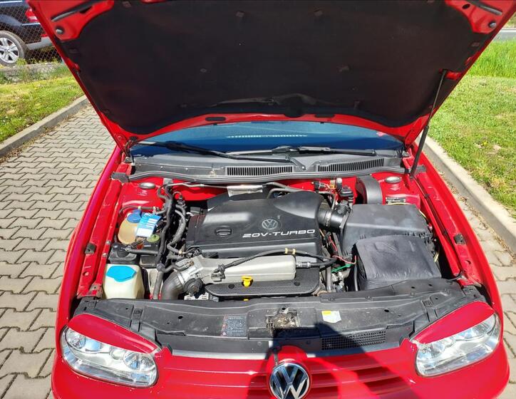 Volkswagen Golf 23