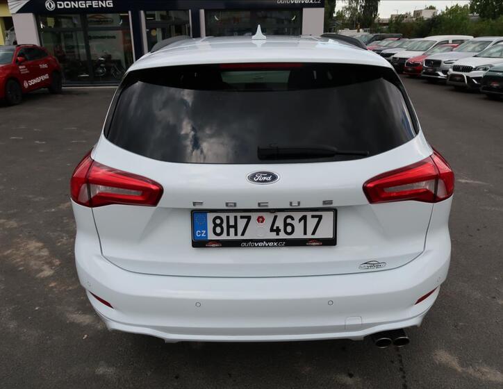 Ford Focus 8