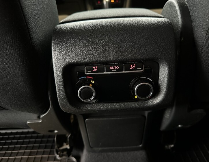 Volkswagen Sharan 17