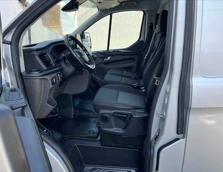 Ford Transit Custom 27