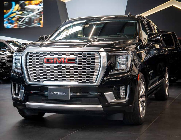 GMC Yukon 1