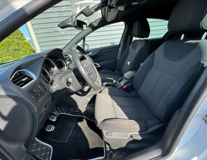 Citroën DS4 11