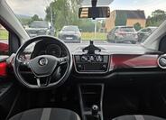 Volkswagen up! 5