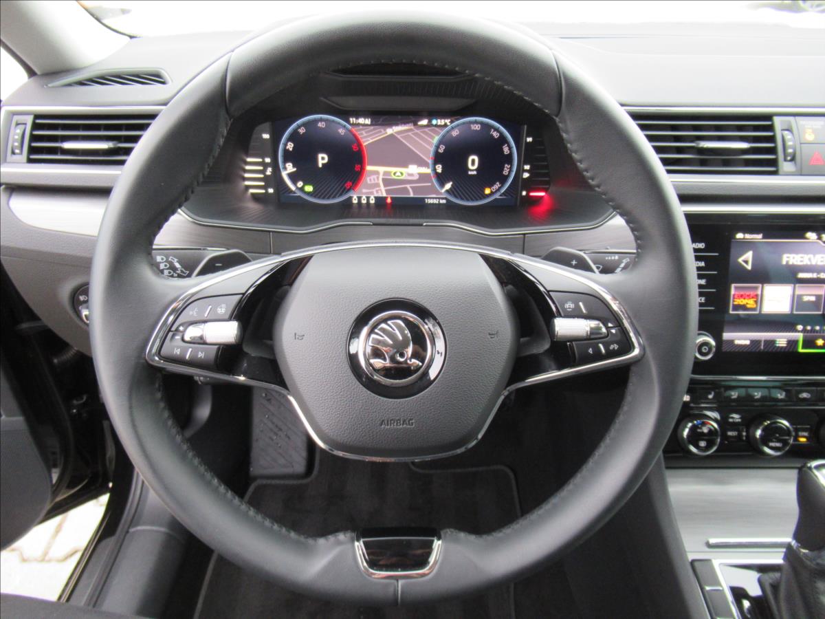 Škoda Superb