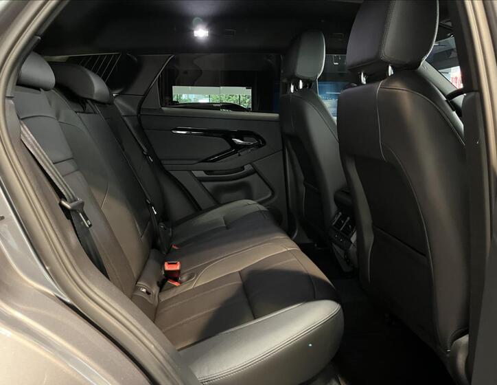 Land Rover Range Rover Evoque 25