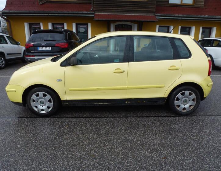 Volkswagen Polo 13