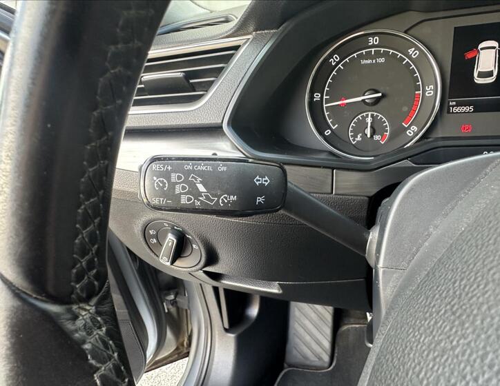 Škoda Superb 14
